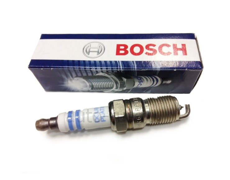 Свечи б 6. Bosch свеча зажигания Форд фокус 0242236633. 0 242 240 620 Свеча зажигания Bosch. 0 242 240 620 Фото. Bosch 0 242 240 522.
