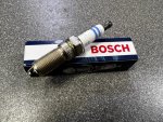 Свеча зажигания Форд Мондео-4 2.3 л, Мондео-5 и Форд Куга-2 2.5 л Bosch Bosch