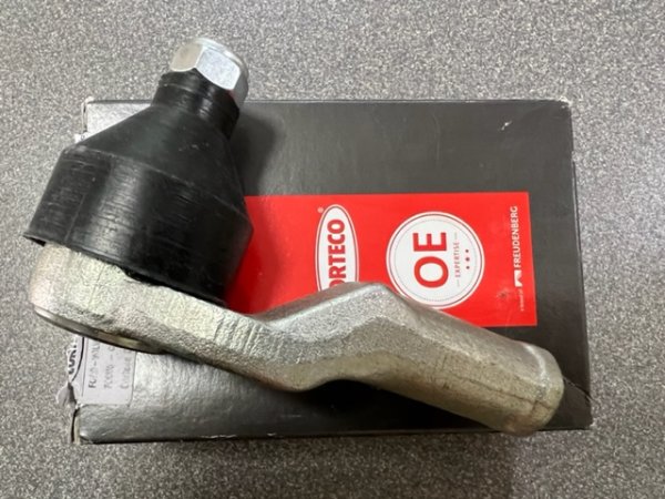 Наконечник рулевой Форд Фокус-2,3 левый Corteco