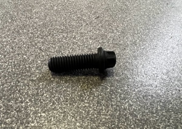 Болт крепления ступицы Форд Фокус-2 задней NTY