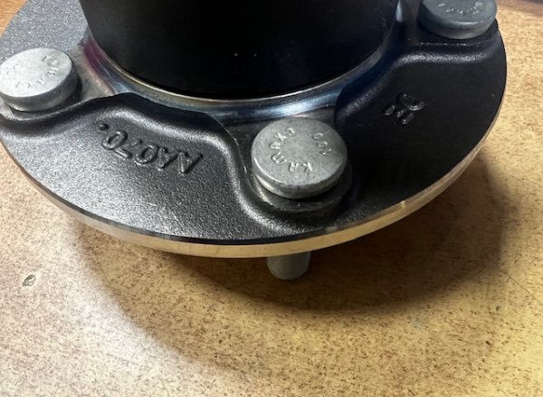 Ступица задняя Форд Фокус-2 SKF с болтами